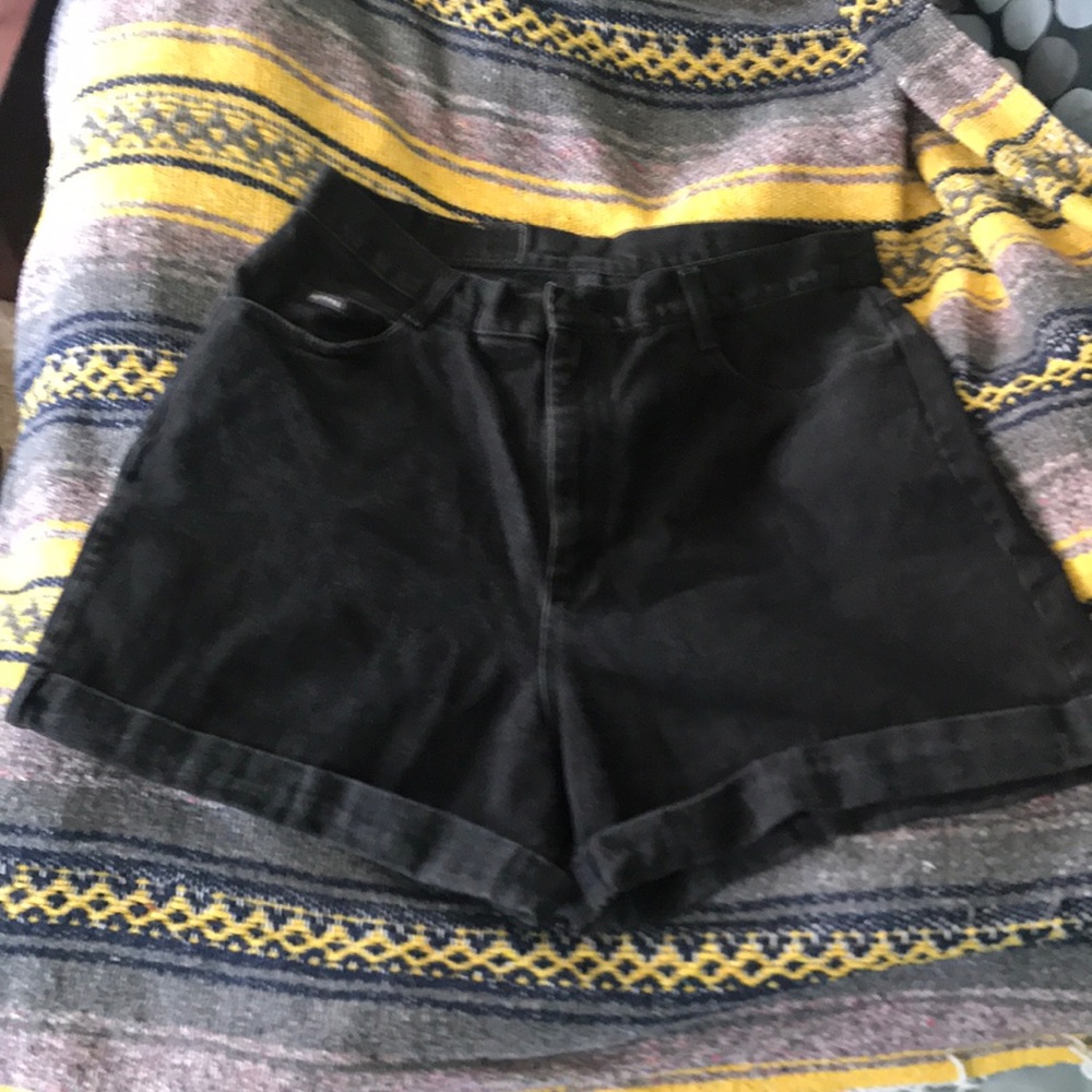 😍😍high waisted shorts😍😍.